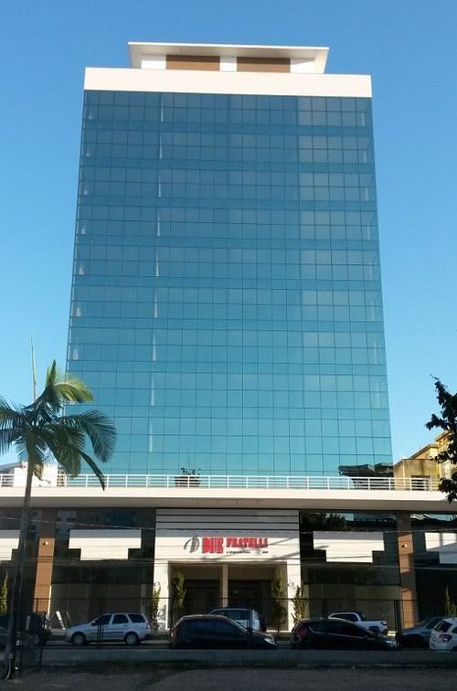 Sala Comercial, Térrea