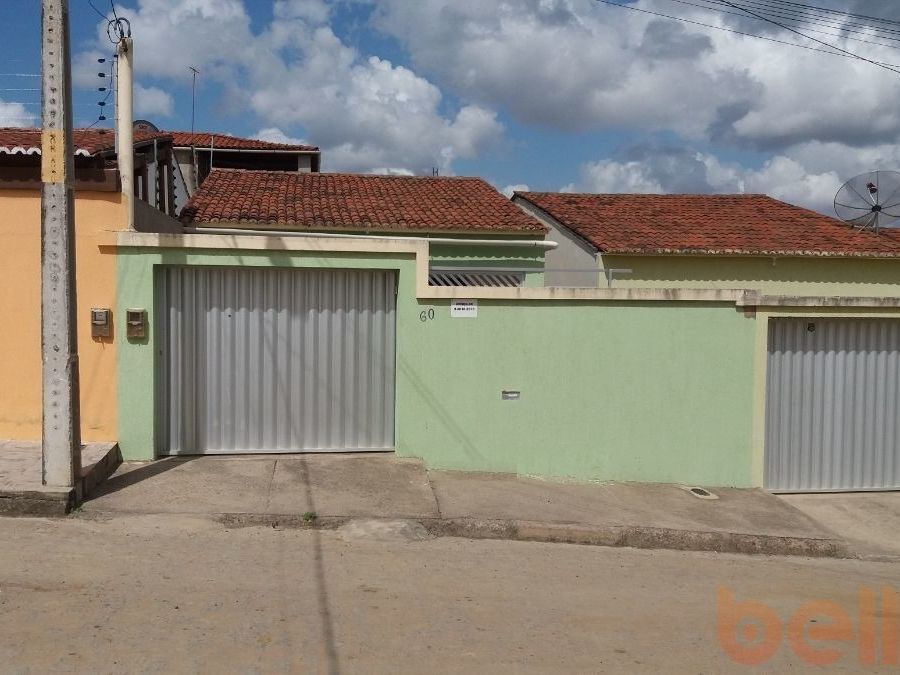 {{layout.imobiliaria.imb_razaosocial}}