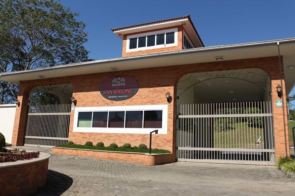 Condomínio, Terreno
