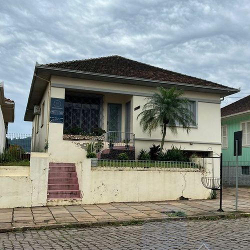 Terreno com casa, Terreno com casa