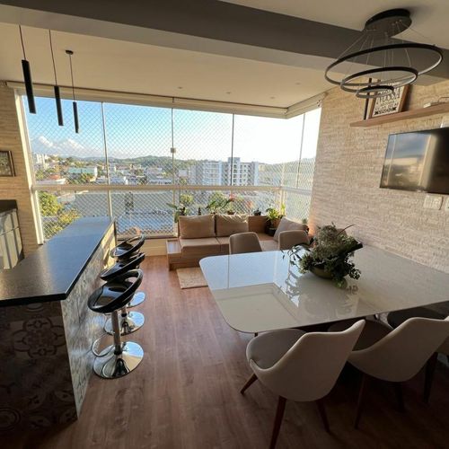 Apartamentos, 3 Dormitórios