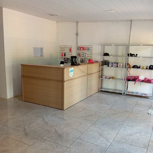 Comercial, Salões Comerciais