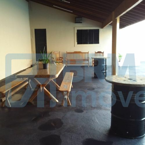 Temporada, Casas em Barretos