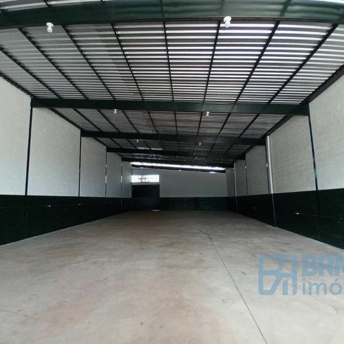 Comercial, Barracões