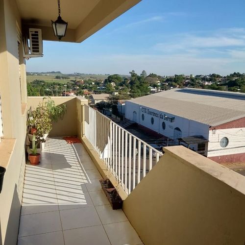 Apartamento, 1 suíte + 02 dormitórios