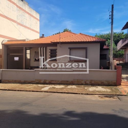 Casa, 4 Dormitórios