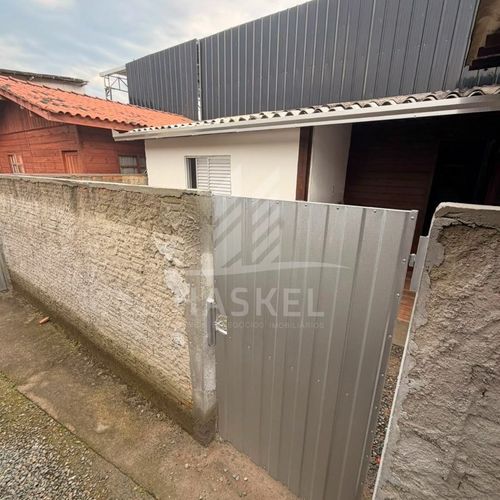 Casa, 01 DORMITÓRIO