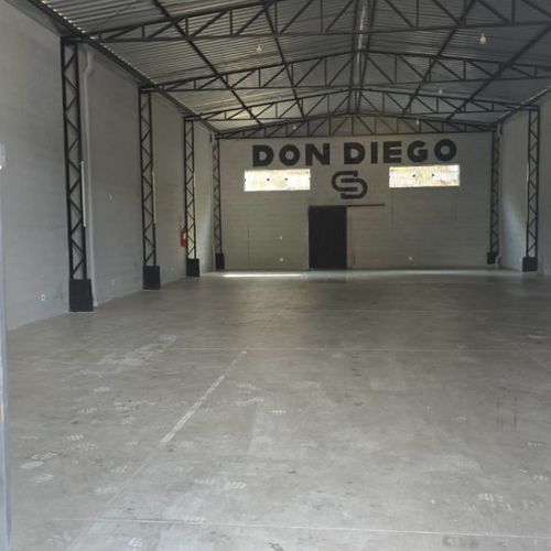 Sala Comercial, Térrea