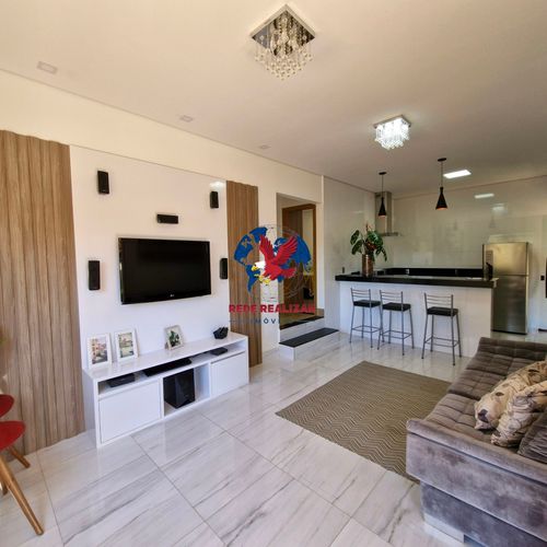 Casa em Condomínio, Casa em condomínio