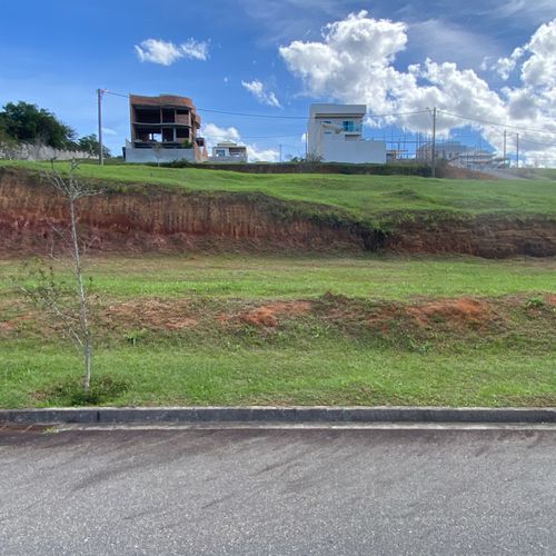 LOTE/TERRENO, CONDOMÍNIO