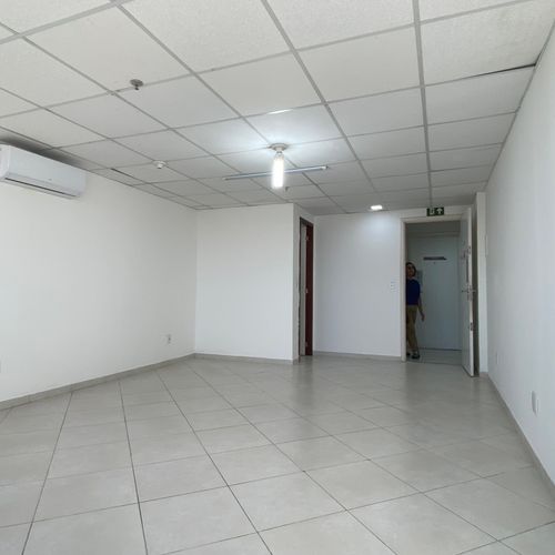 Sala Comercial, Pavilhão Comercial