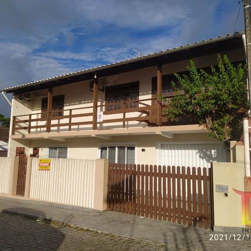 Sobrado, 2 suites + 2 dormitórios