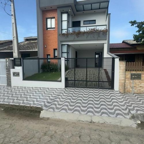 Sobrado, 1 suíte + 3 dormitórios