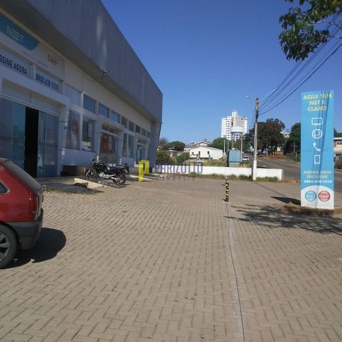 Sala Comercial, Térrea