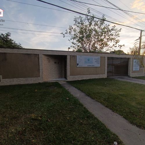 Casa, CASA LINEAR COM 3 DORMITORIOS