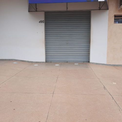 Ponto Comercial, Centro Comercial