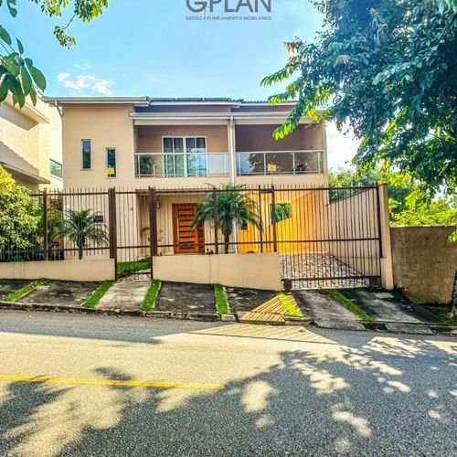 Casa, 4 Dormitórios