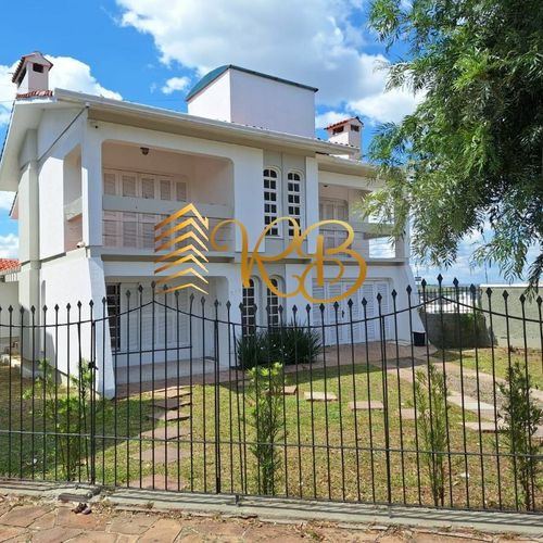 Casa, 4 Dormitórios e 1 Suite