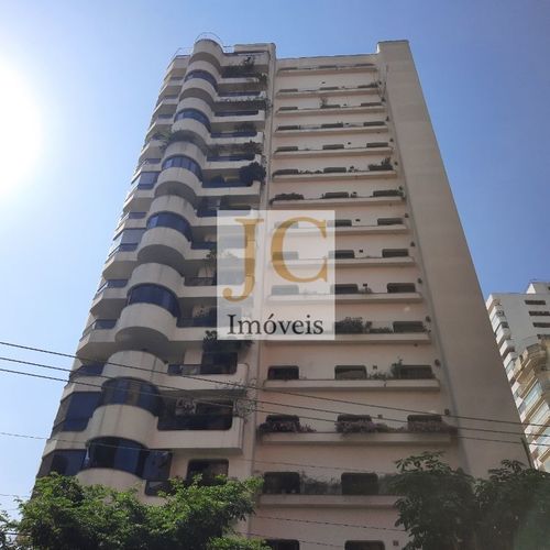 Apartamentos, 4 dormitórios