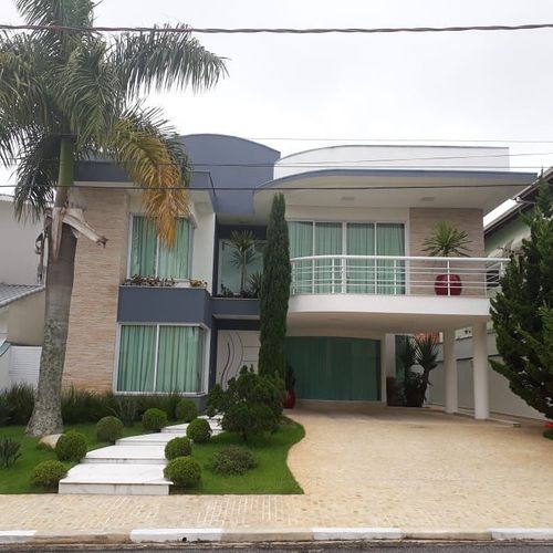 Sobrado, 4 Dormitórios ou +