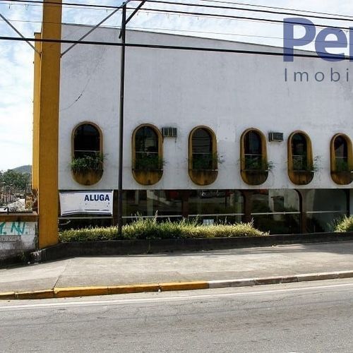 Comercial, Prédio