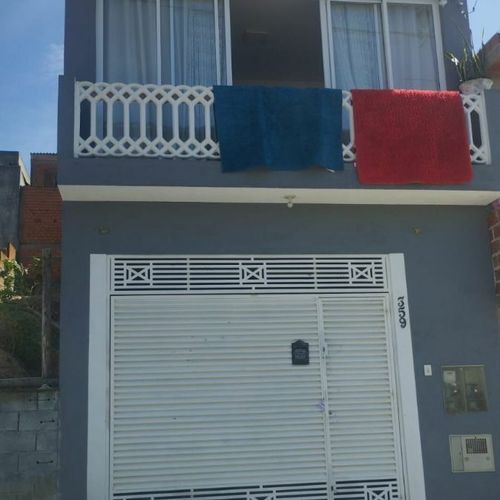 Sobrado, 2 Dormitórios