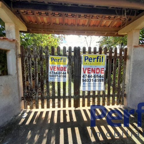 Chácara, 4 Dormitórios