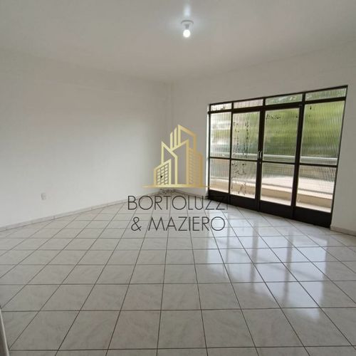 Apartamentos, 3 Dormitórios