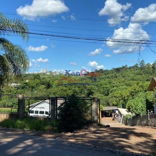 Terreno, com casa