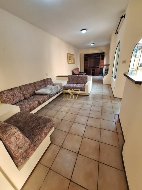 Sobrado, 3 Dormitórios