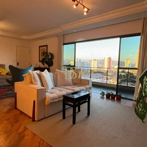 Apartamentos, 4 Dormitórios