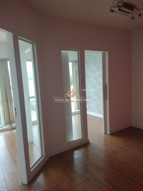 Sala Comercial, Sala Comercial