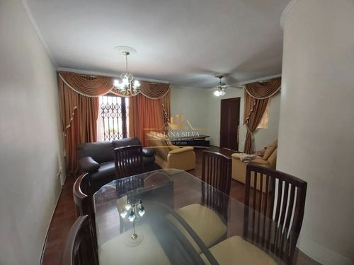 Sobrado, 3 Dormitórios