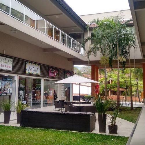 Sala Comercial, Térrea