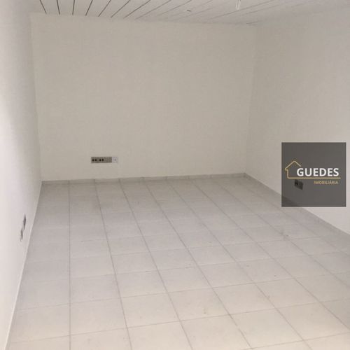 Sala Comercial, Aérea