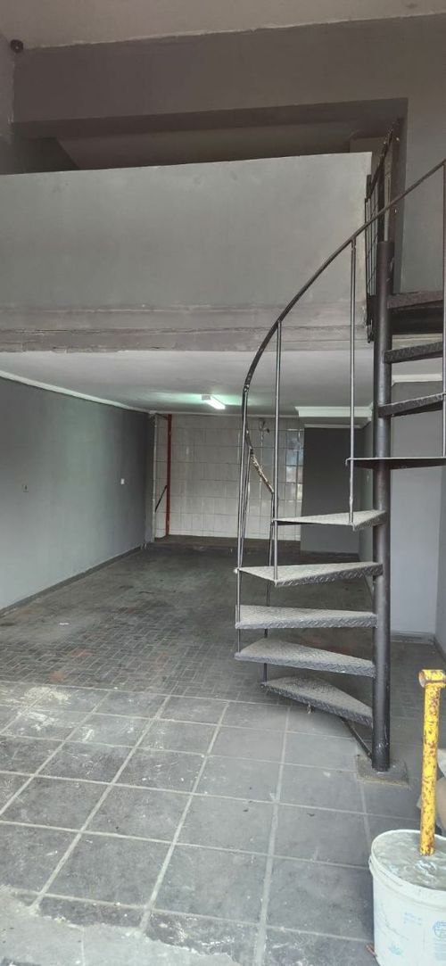 Sala Comercial, Térrea
