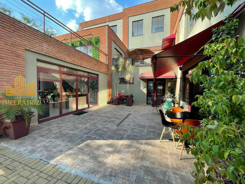 Sala Comercial, Térrea