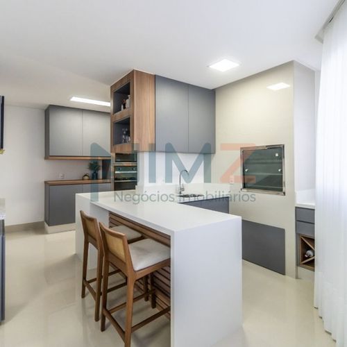 Apartamento, 4 Dormitórios