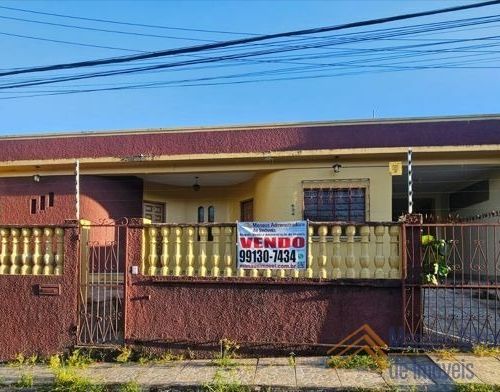 Casa, 4 Dormitórios