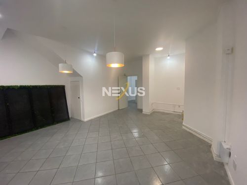 Sala, Comercial