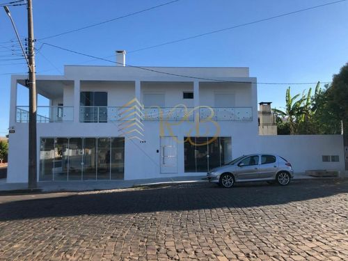 Sala Comercial, Térrea