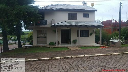 Casa, 4 Dormitórios