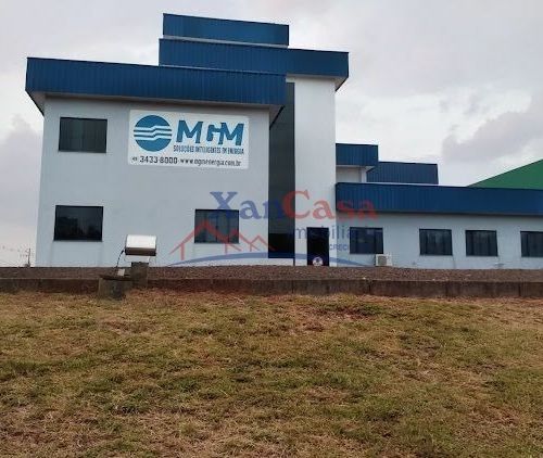 Barracão, com escritórios