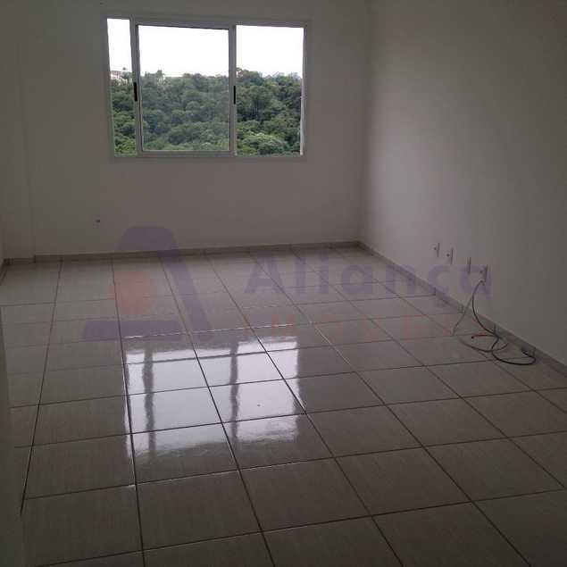 {{layout.imobiliaria.imb_razaosocial}}