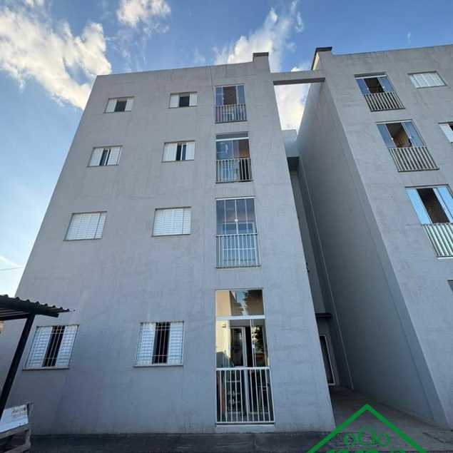 {{layout.imobiliaria.imb_razaosocial}}