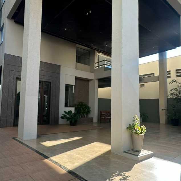 {{layout.imobiliaria.imb_razaosocial}}