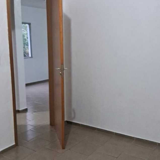 {{layout.imobiliaria.imb_razaosocial}}