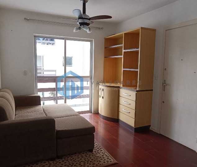 {{layout.imobiliaria.imb_razaosocial}}