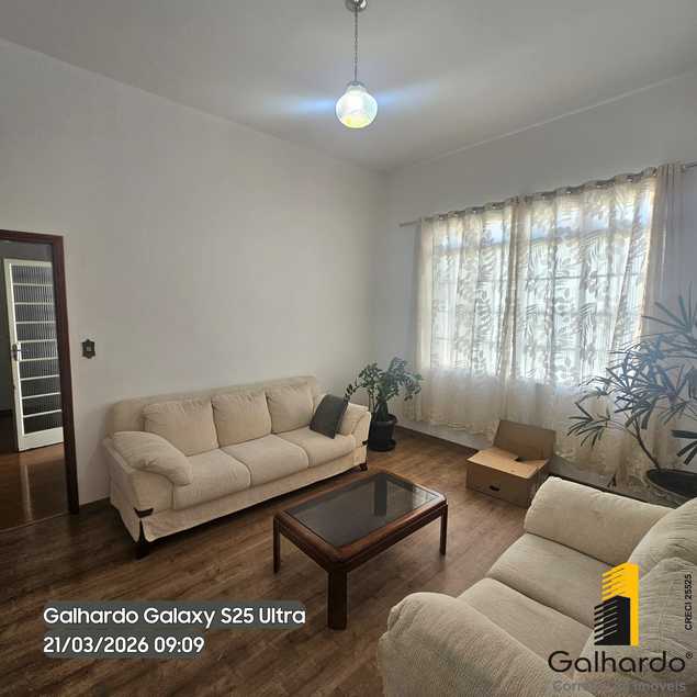 {{layout.imobiliaria.imb_razaosocial}}