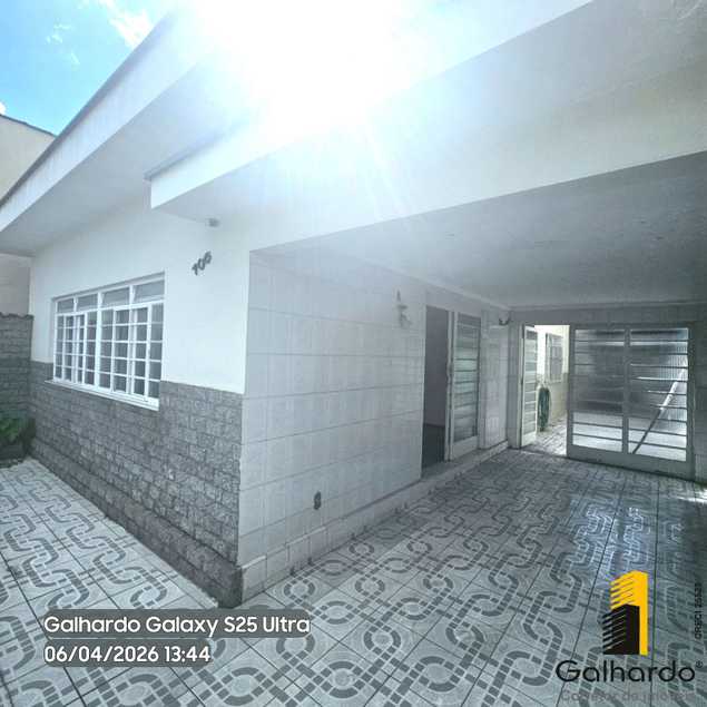 {{layout.imobiliaria.imb_razaosocial}}